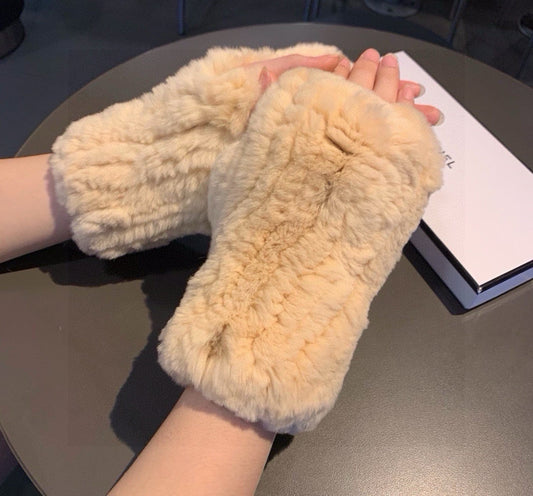 Chan Autumn and winter lazy rabbit fur half gloves