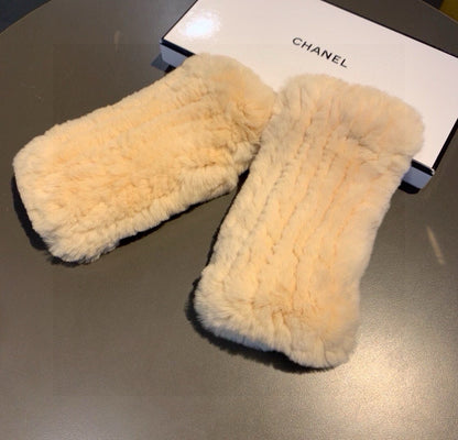 Chan Autumn and winter lazy rabbit fur half gloves