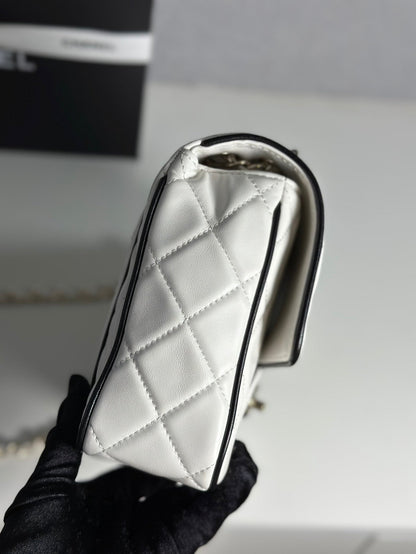 New 💯 ladies' bags