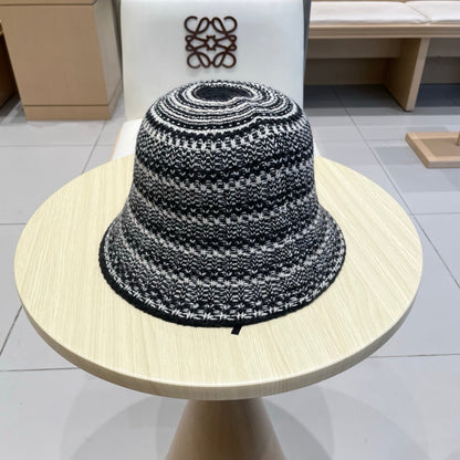 Loe autumn and winter striped knitted bucket hat