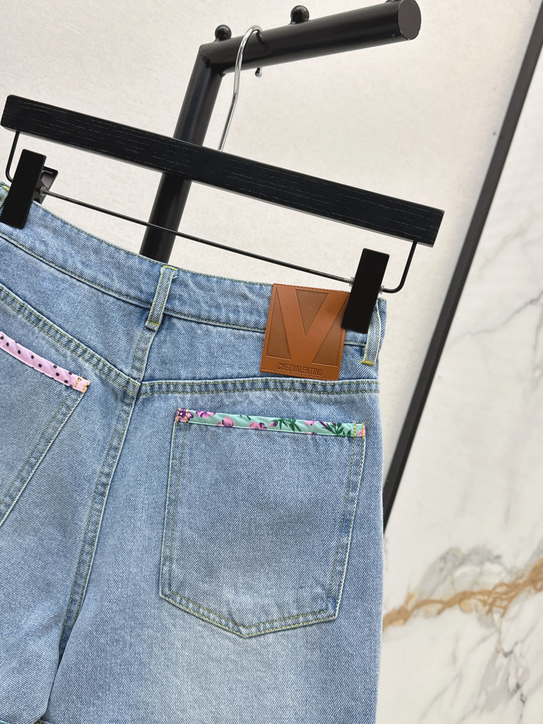 Valen New denim shorts