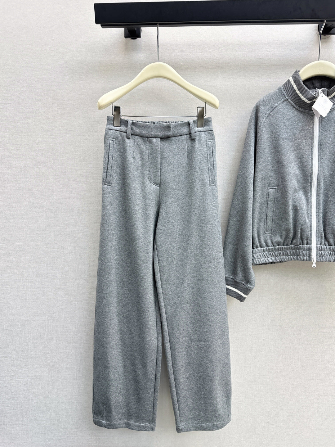 Brune New casual suit