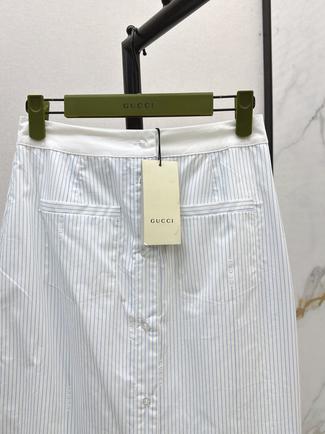 Guc New printed skirt