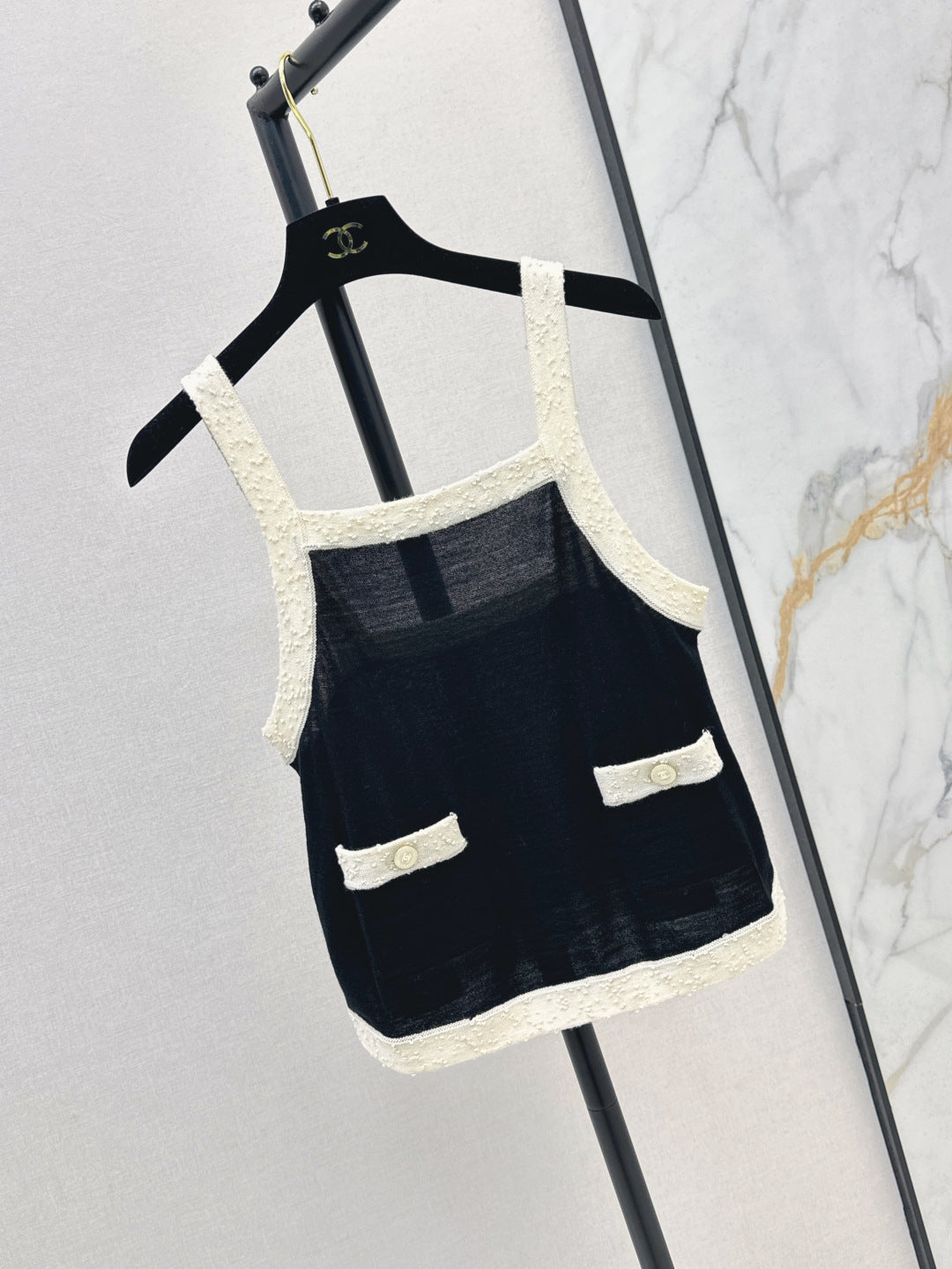 Chan New Contrast color suspenders