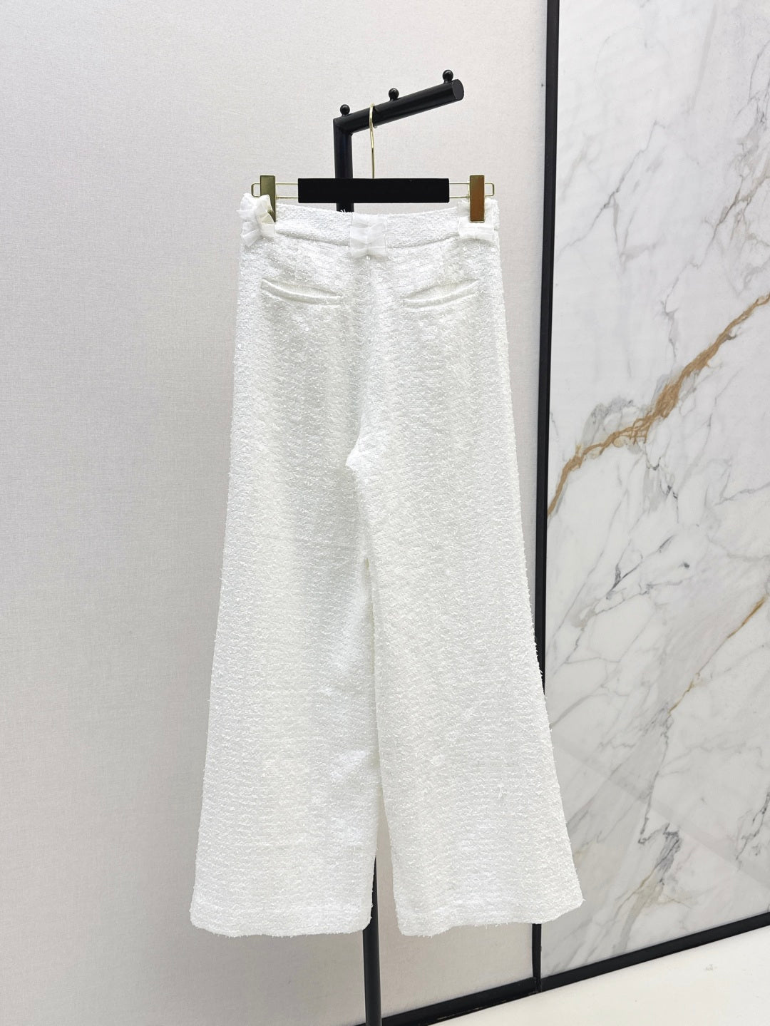 Chan New woven pants