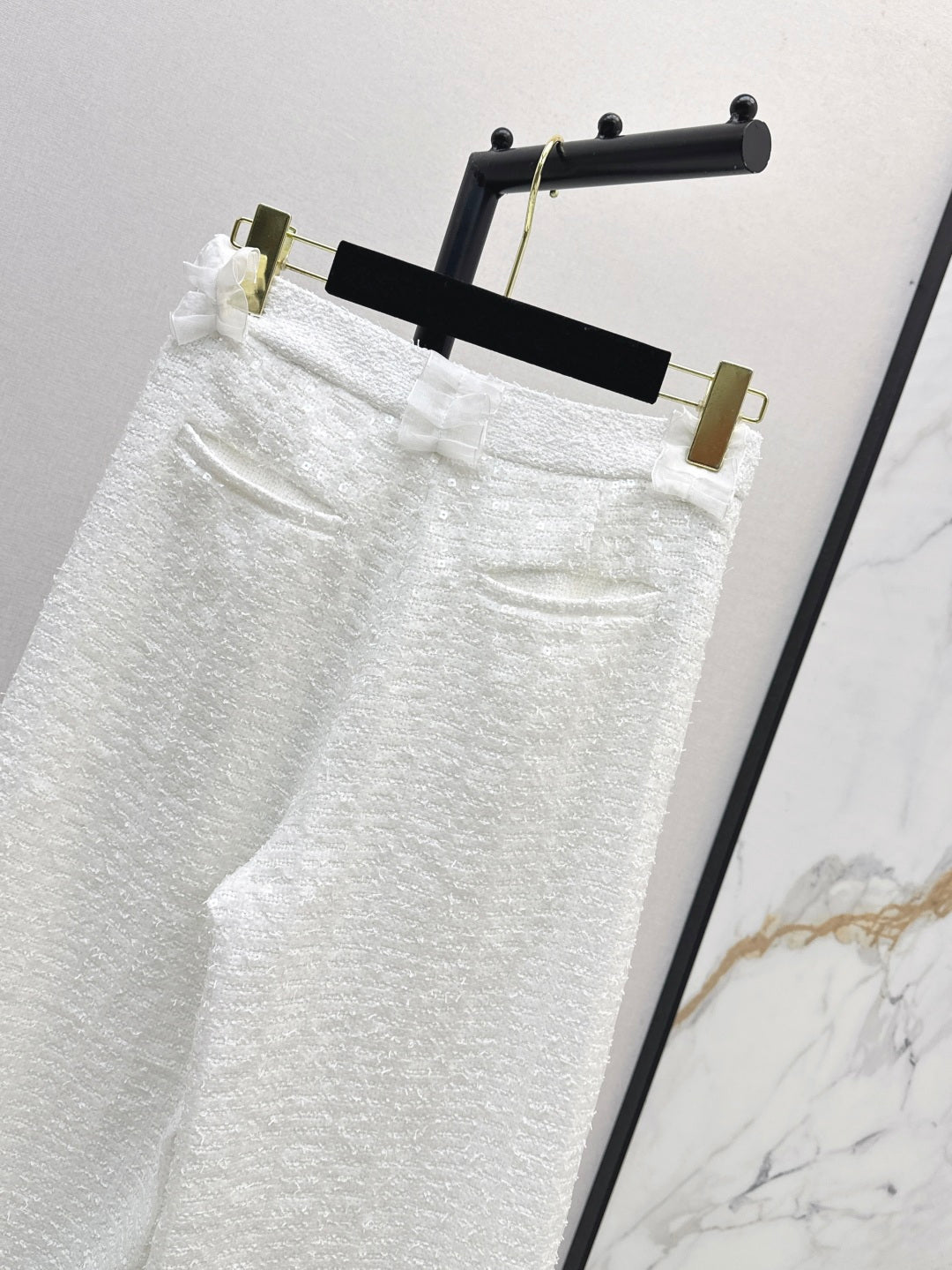 Chan New woven pants