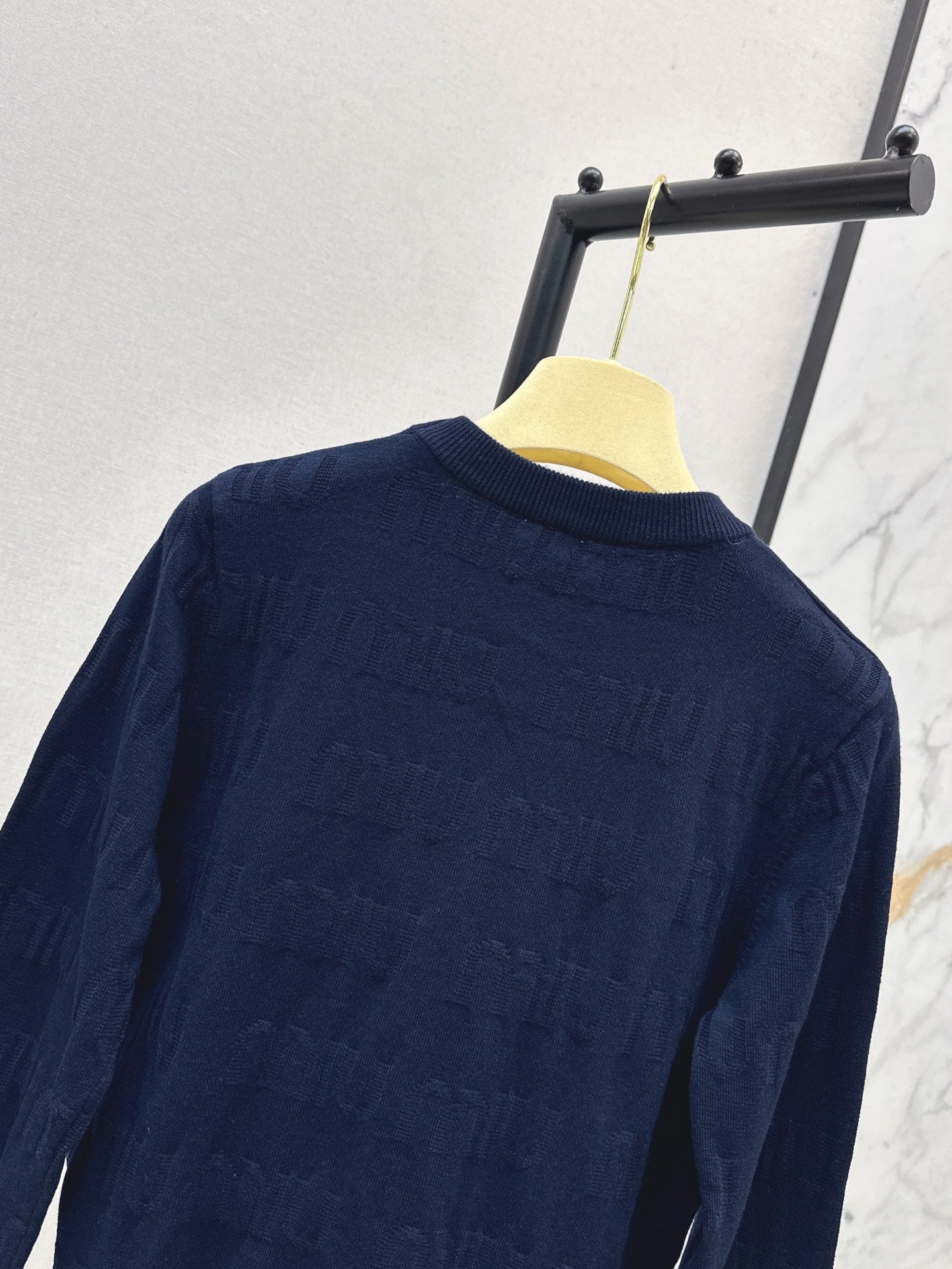 Miu NEW Knit a sweater