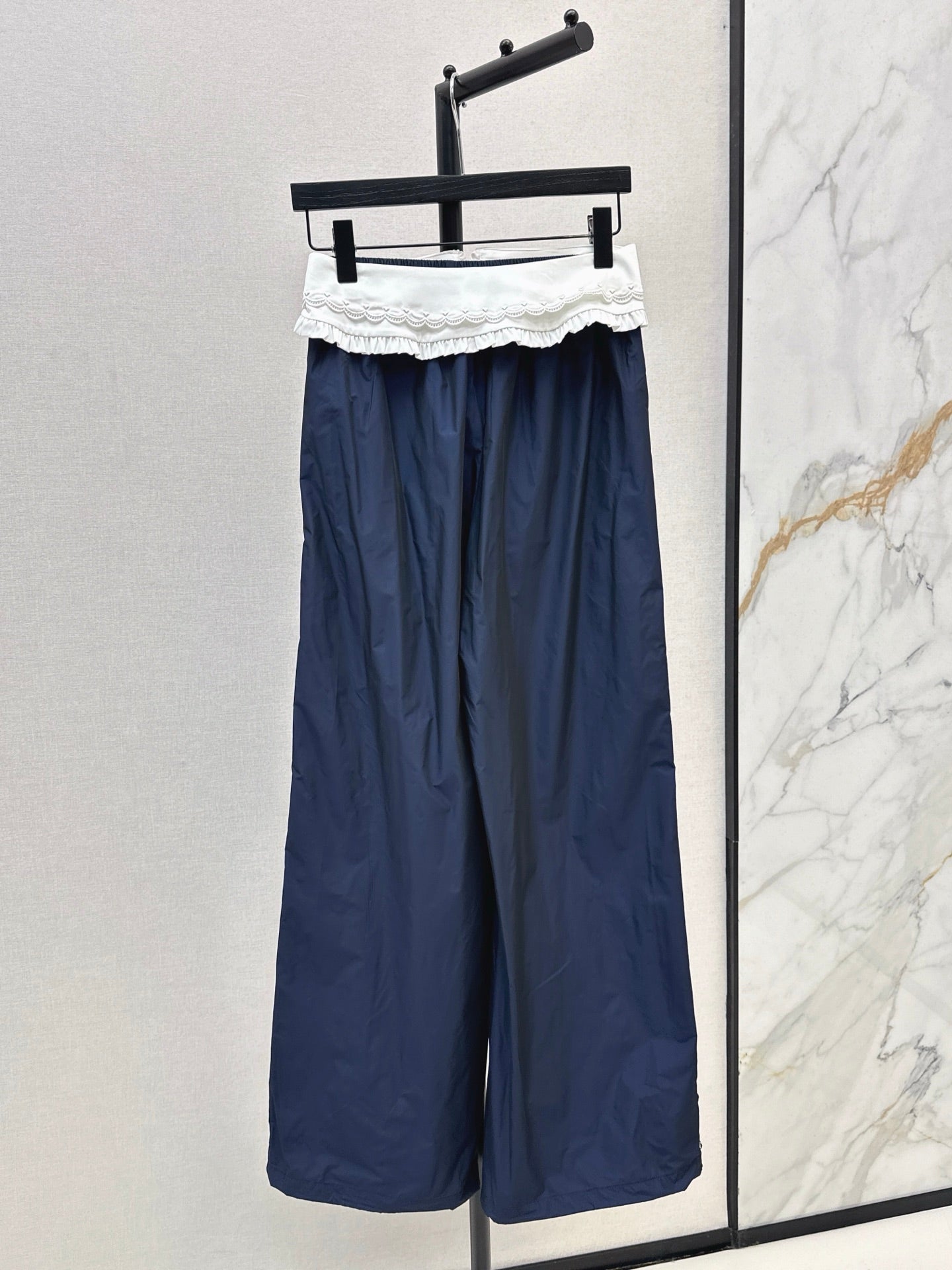 25Ss NEW Ruffled pants