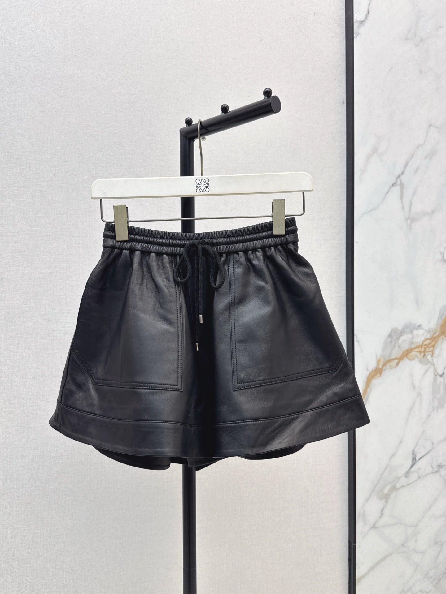 Loe NEW Sheepskin shorts