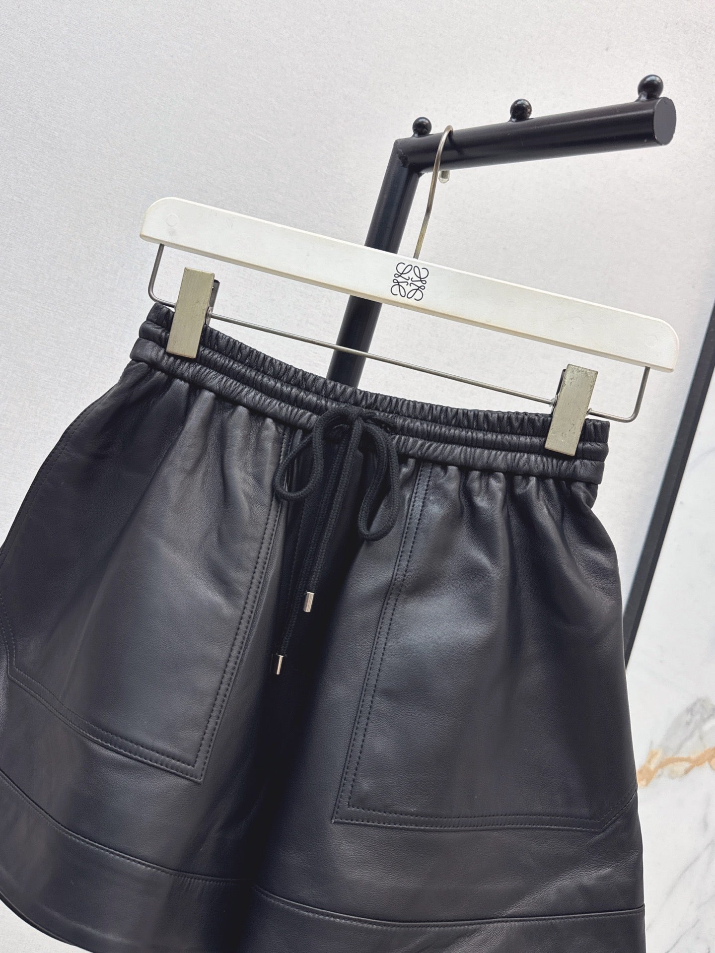 Loe NEW Sheepskin shorts