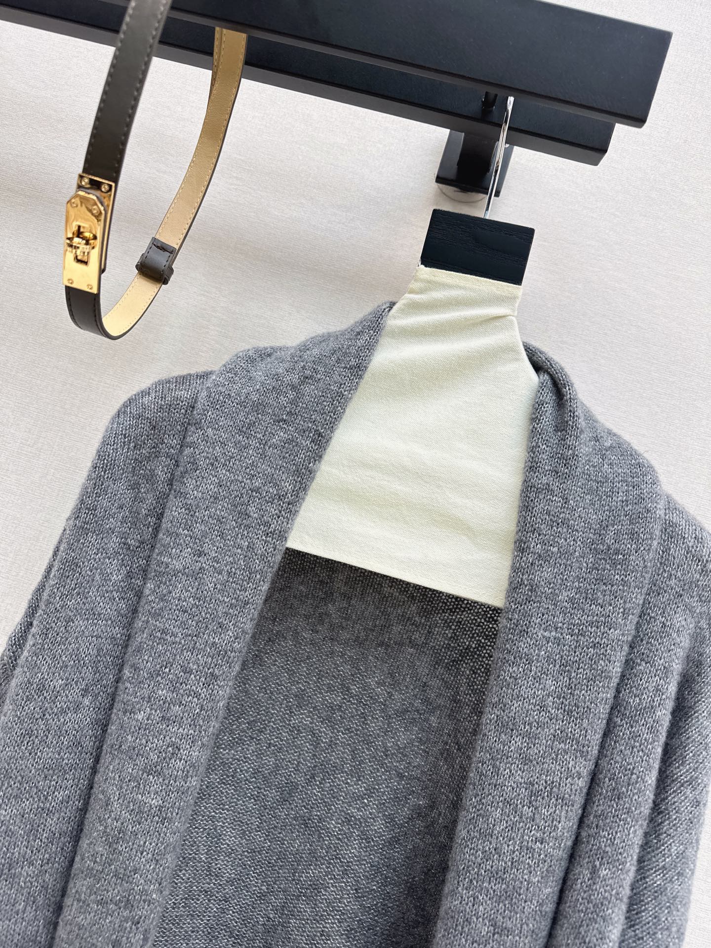 Herm NEW Wool Yarn Cardigan