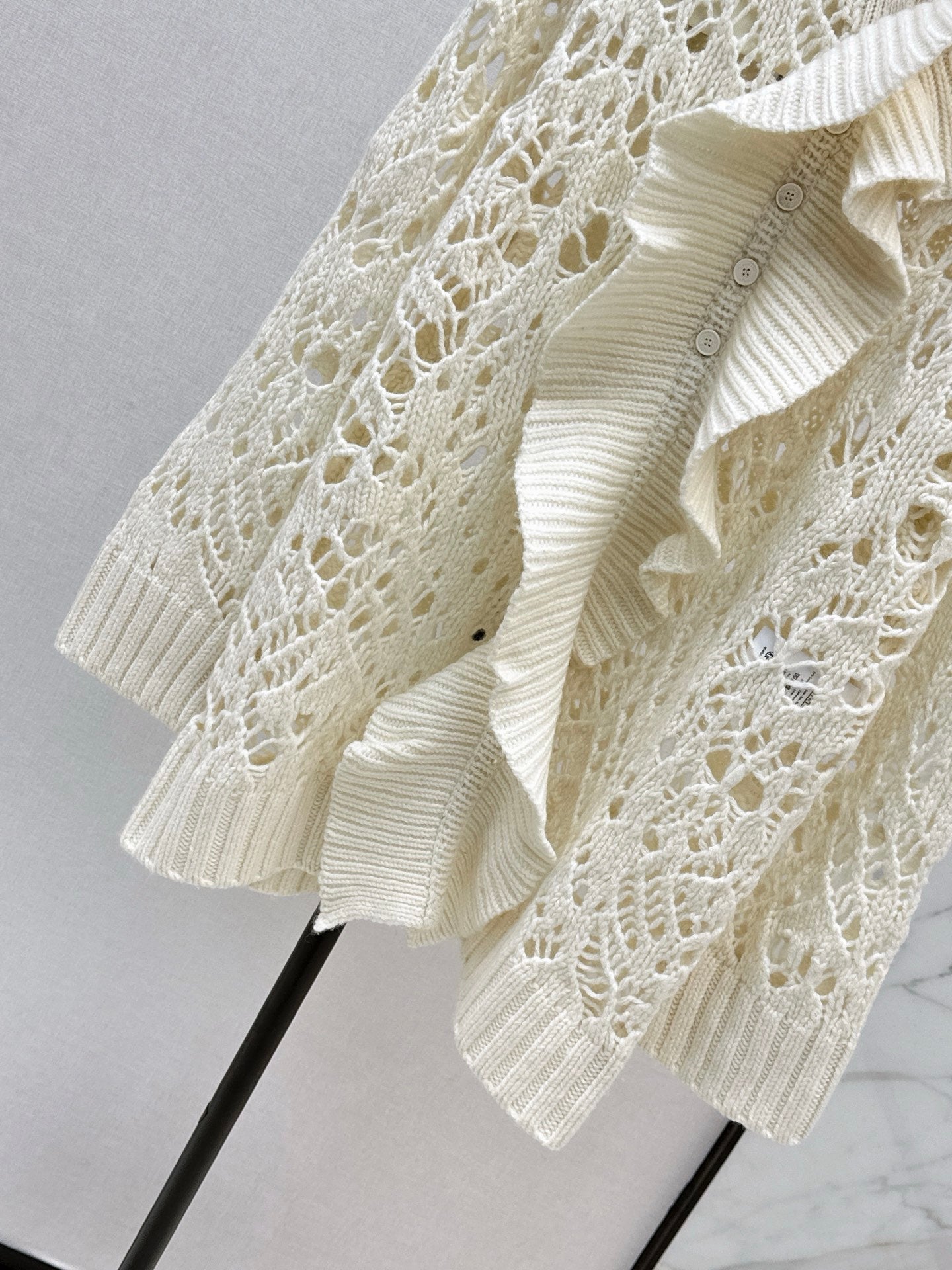 CD NEW Cashmere knitted cardigan