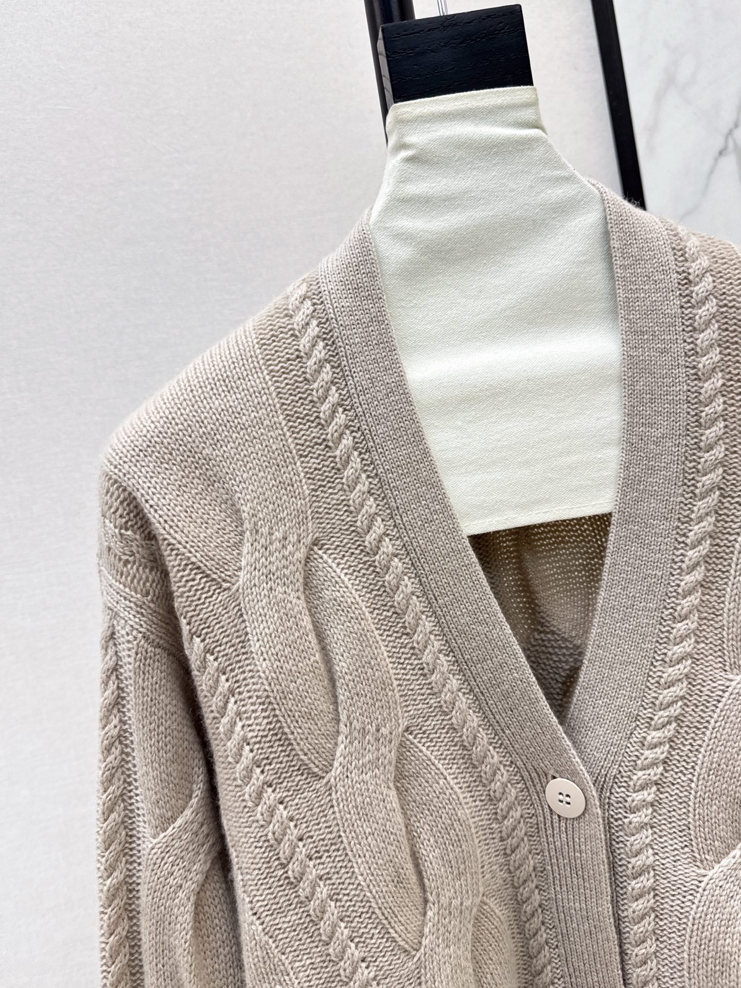 Max NEW wool cardigan