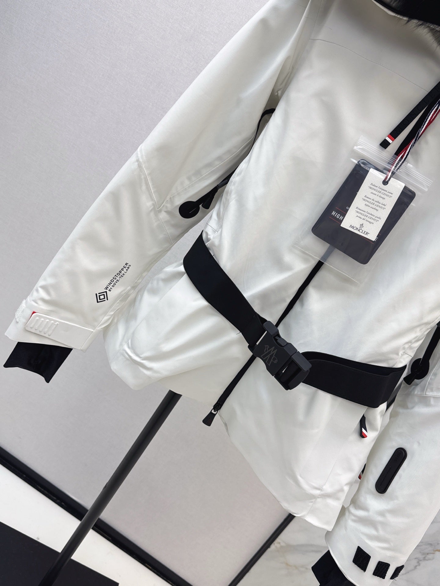 Monc NEW Belted down jacket