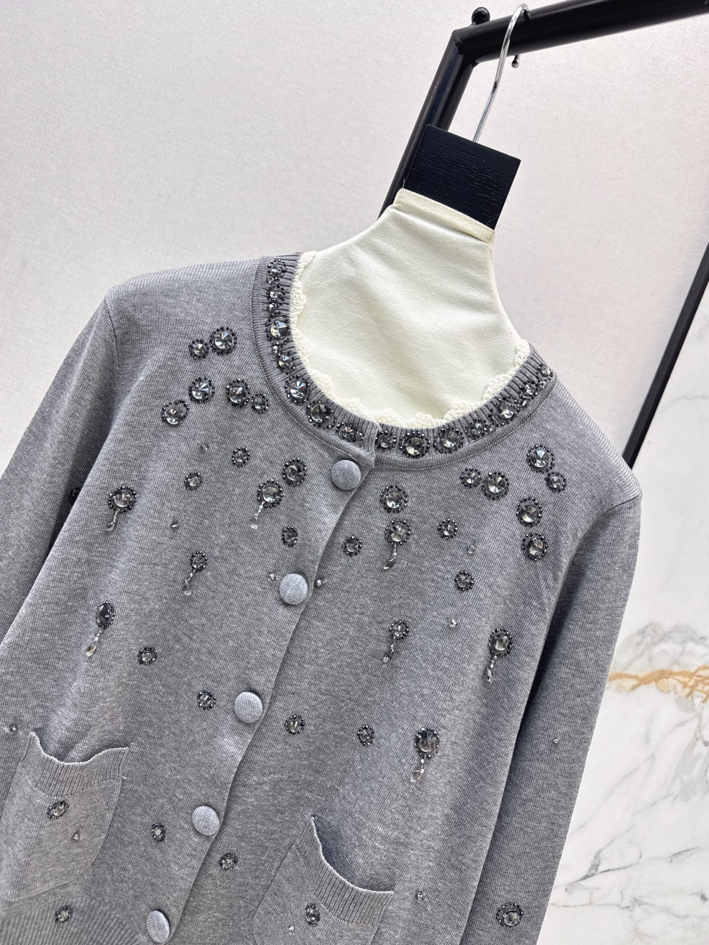 Miu NEW Round-neck cardigan