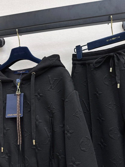 Louis NEW Embossed Letter Set