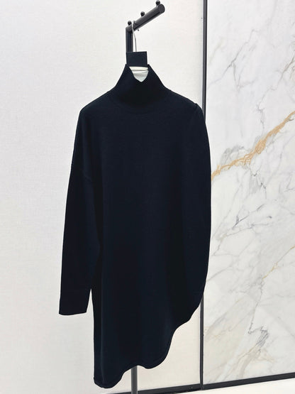 Max NEW Wool knitted sweater