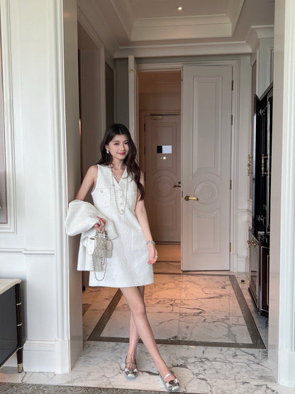 Chan NEW Sleeveless dress