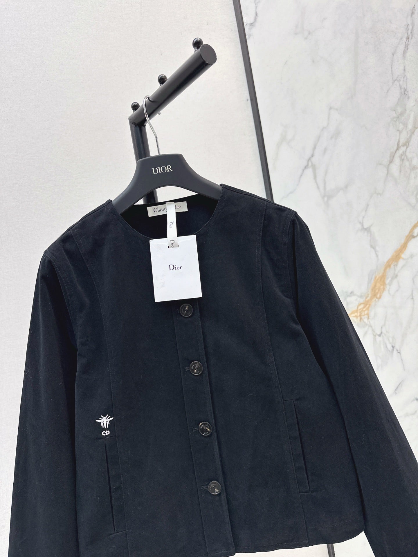 CD NEW bee embroidered jacket