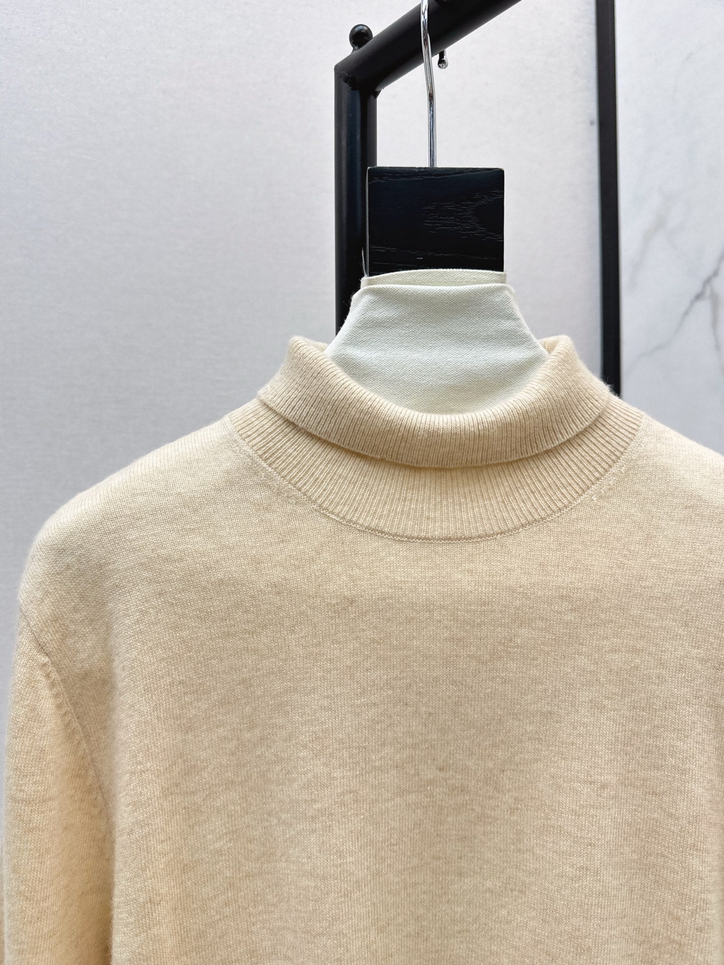 Loro NEW wool sweater