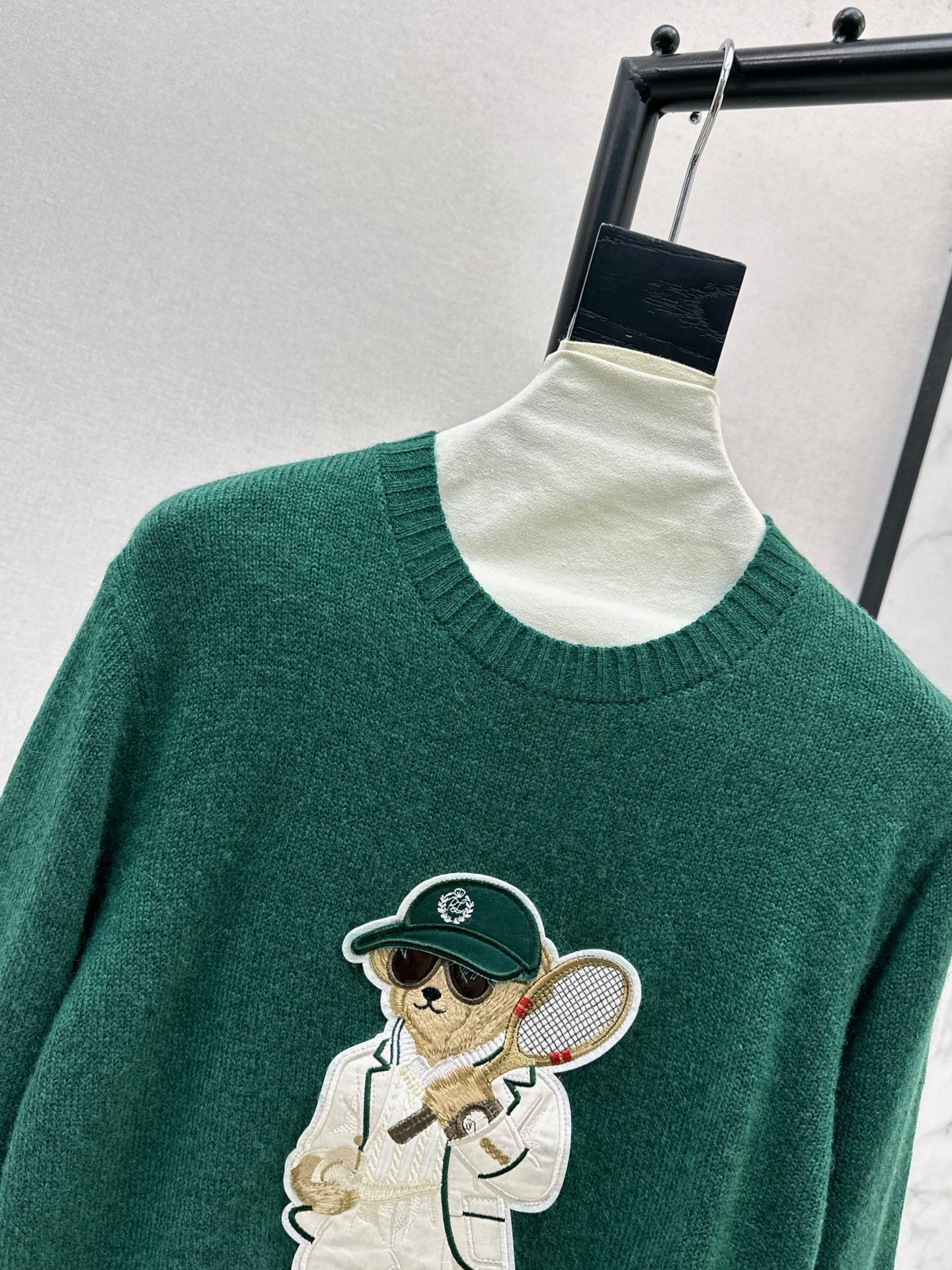 Ra1 NEW bear logo sweater