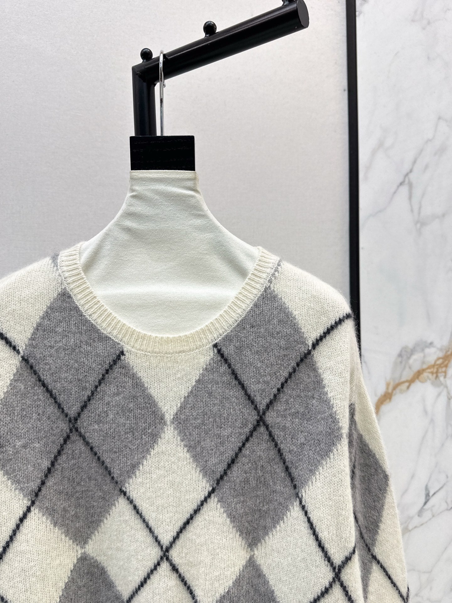 Loro NEW Plaid sweater