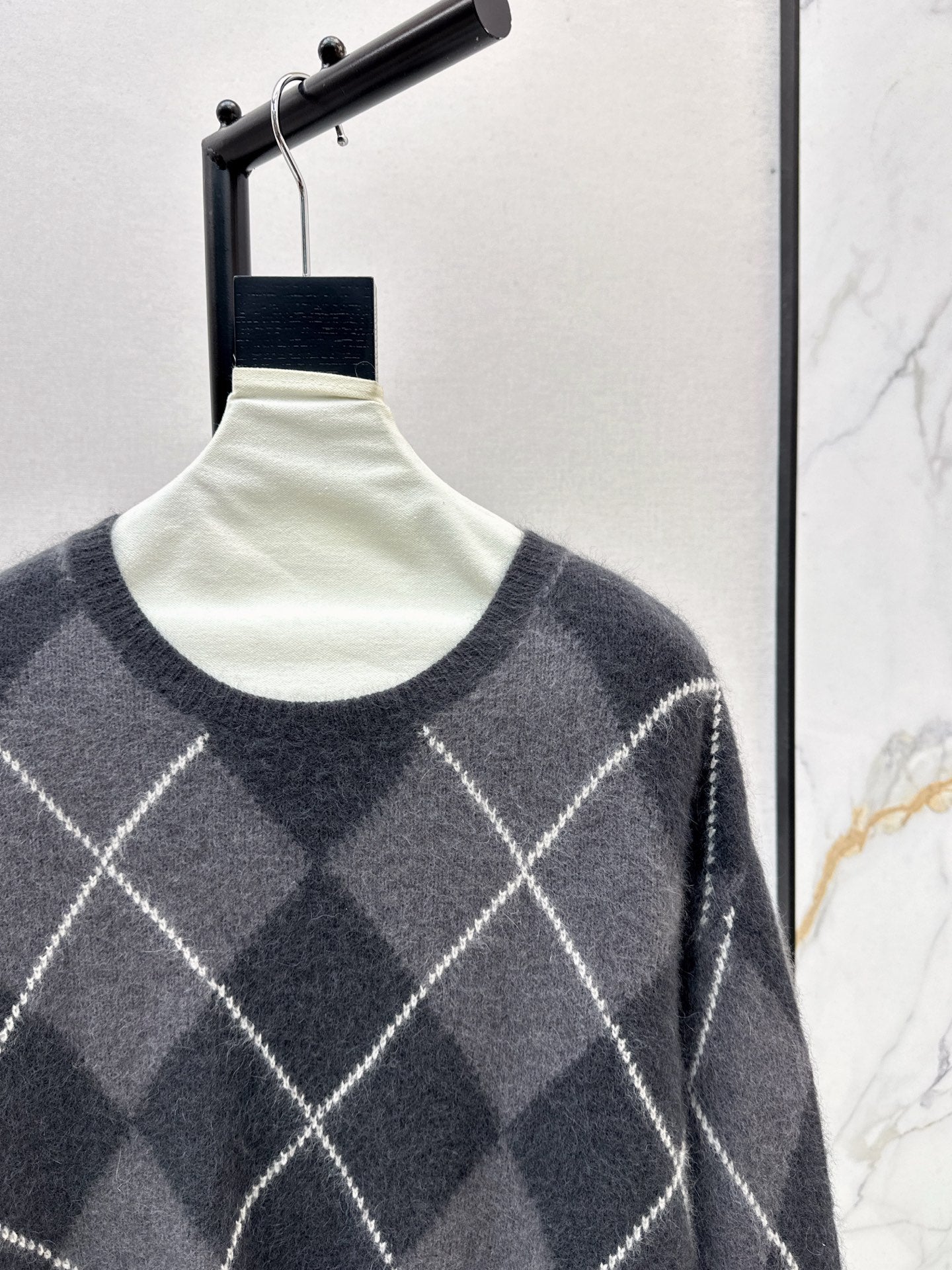 Loro NEW Plaid sweater