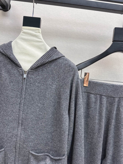 Loro NEW cashmere suit