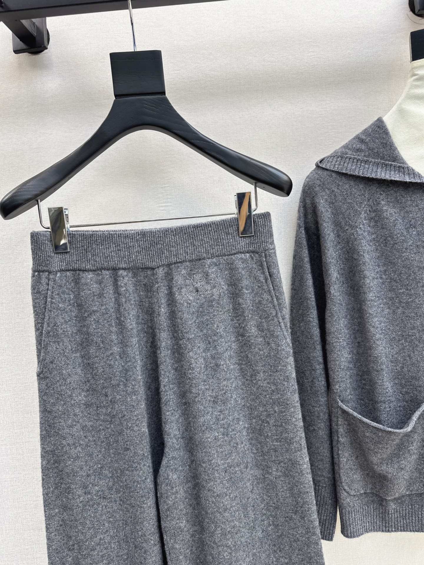 Loro NEW cashmere suit