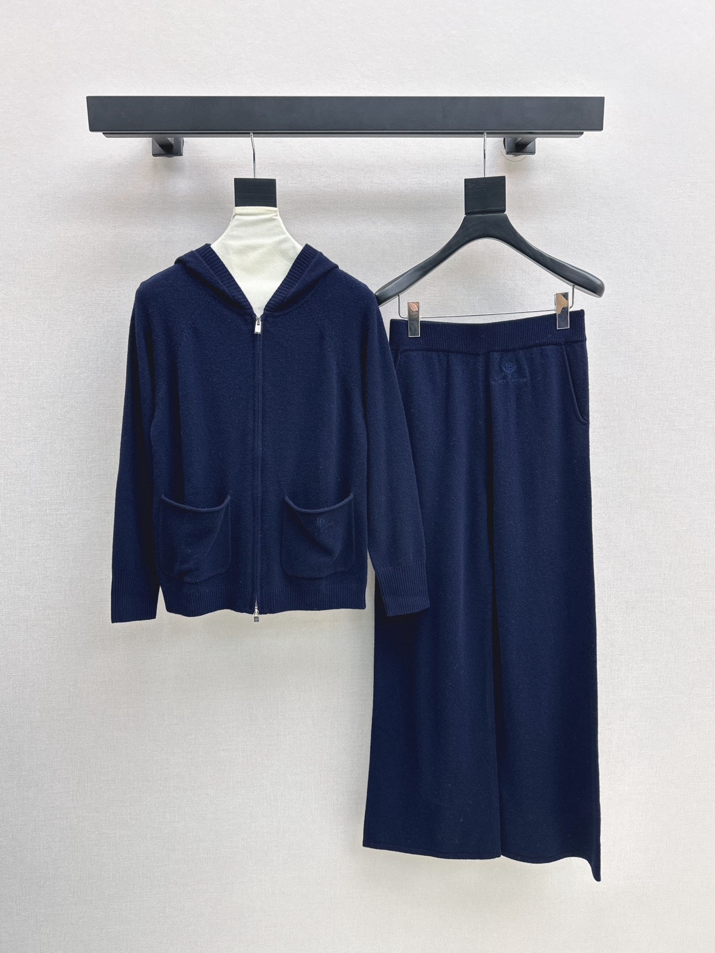 Loro NEW cashmere suit