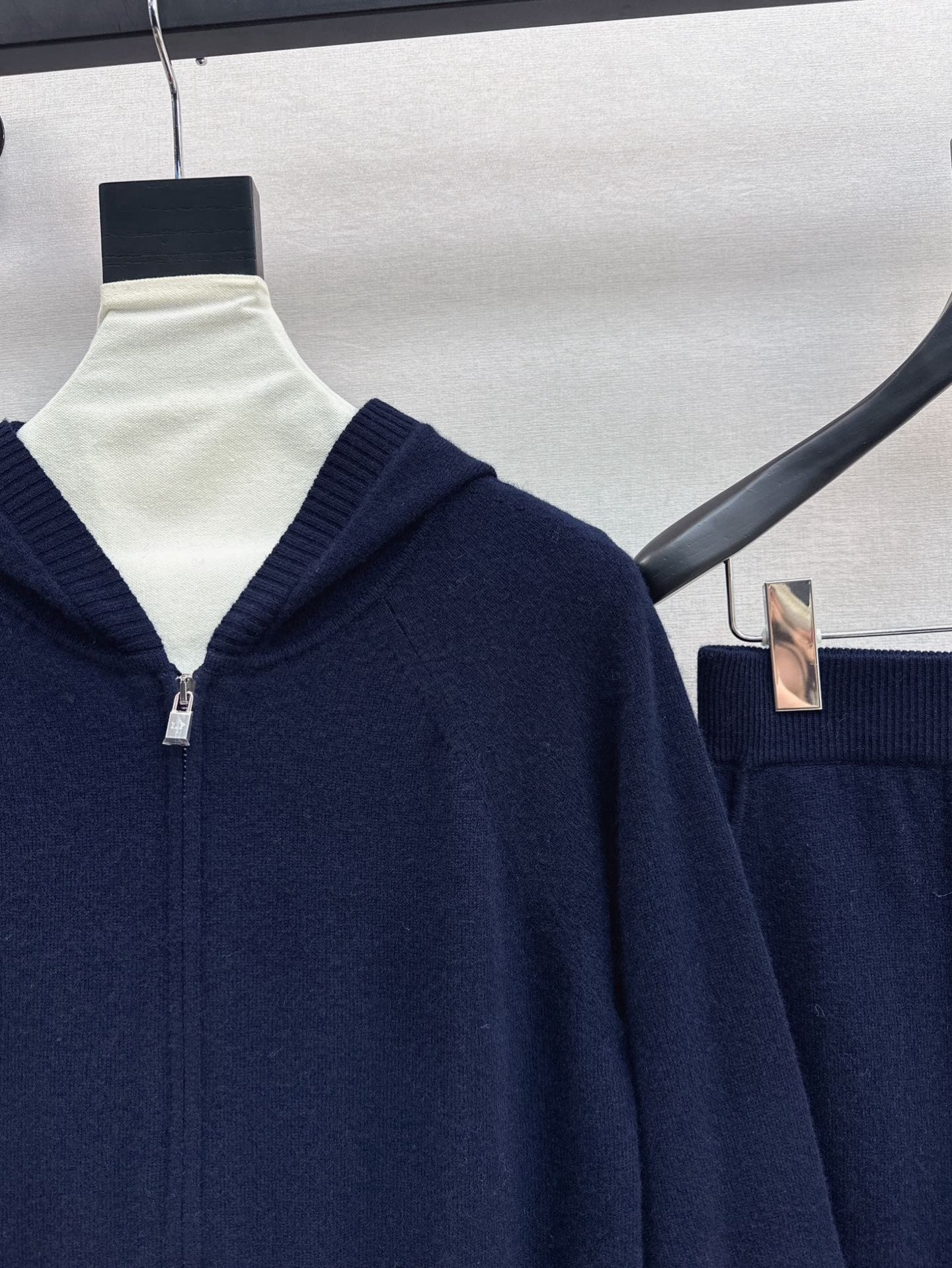 Loro NEW cashmere suit