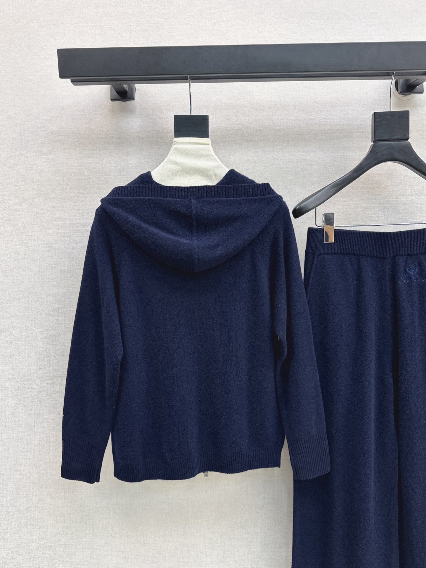 Loro NEW cashmere suit