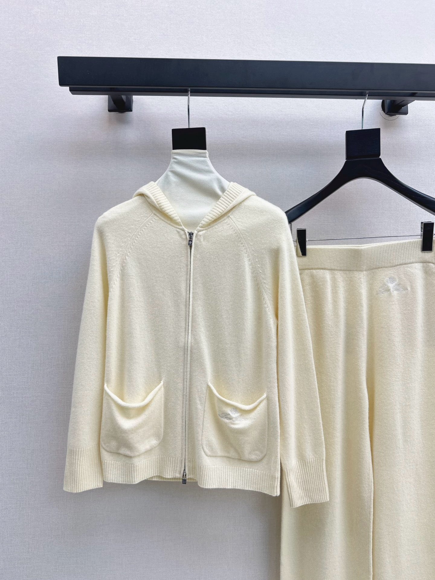 Loro NEW cashmere suit