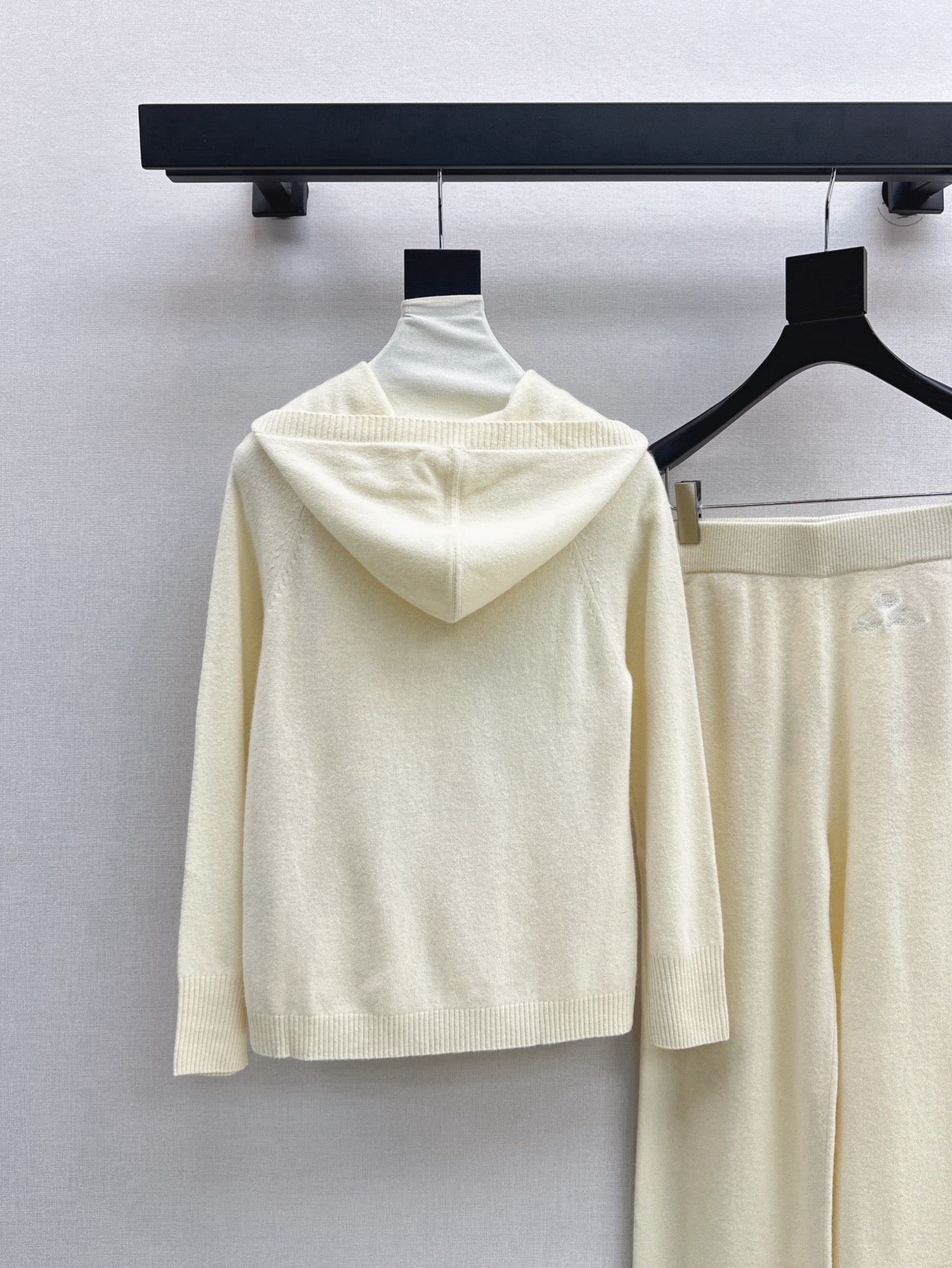 Loro NEW cashmere suit