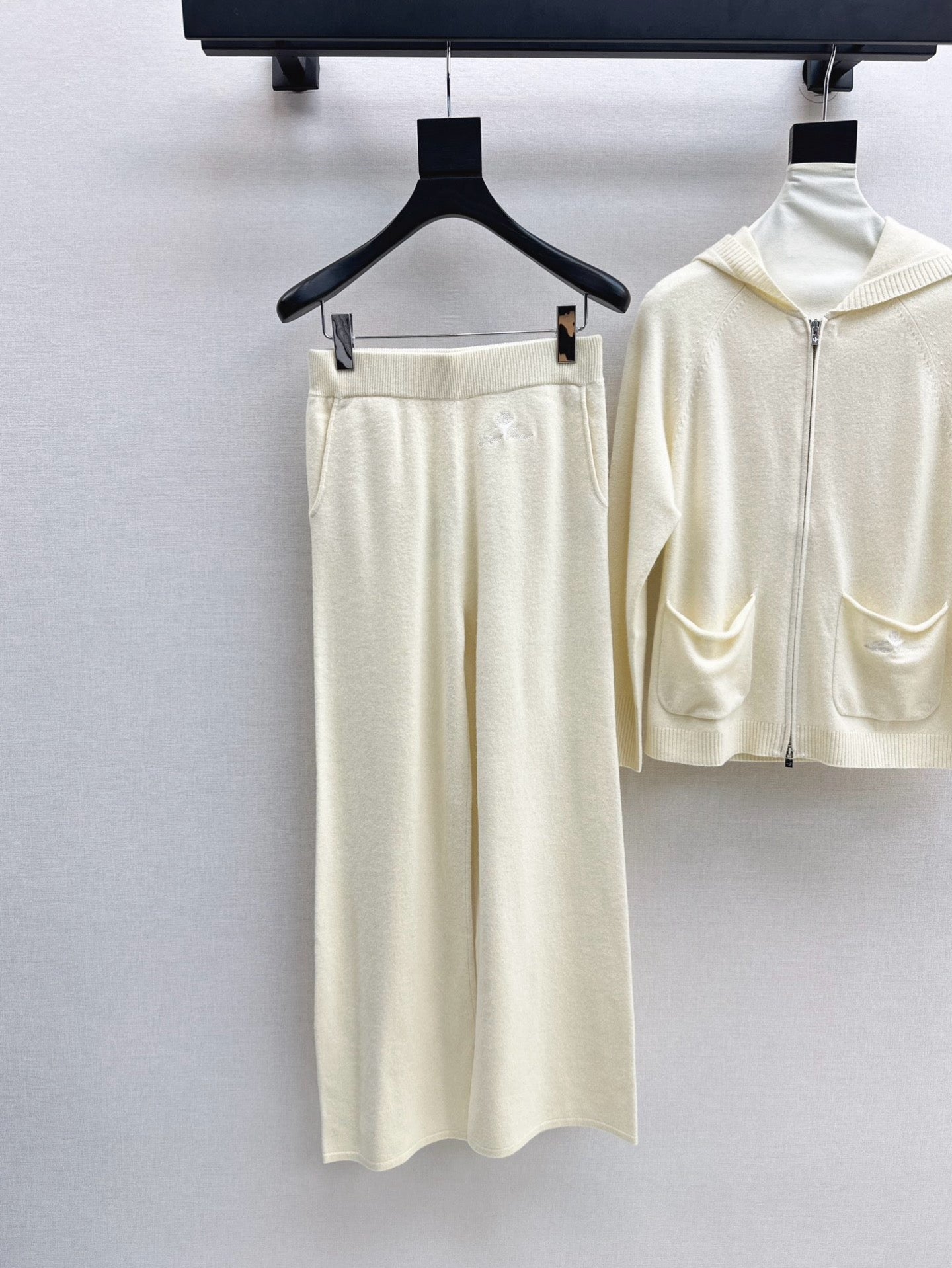 Loro NEW cashmere suit