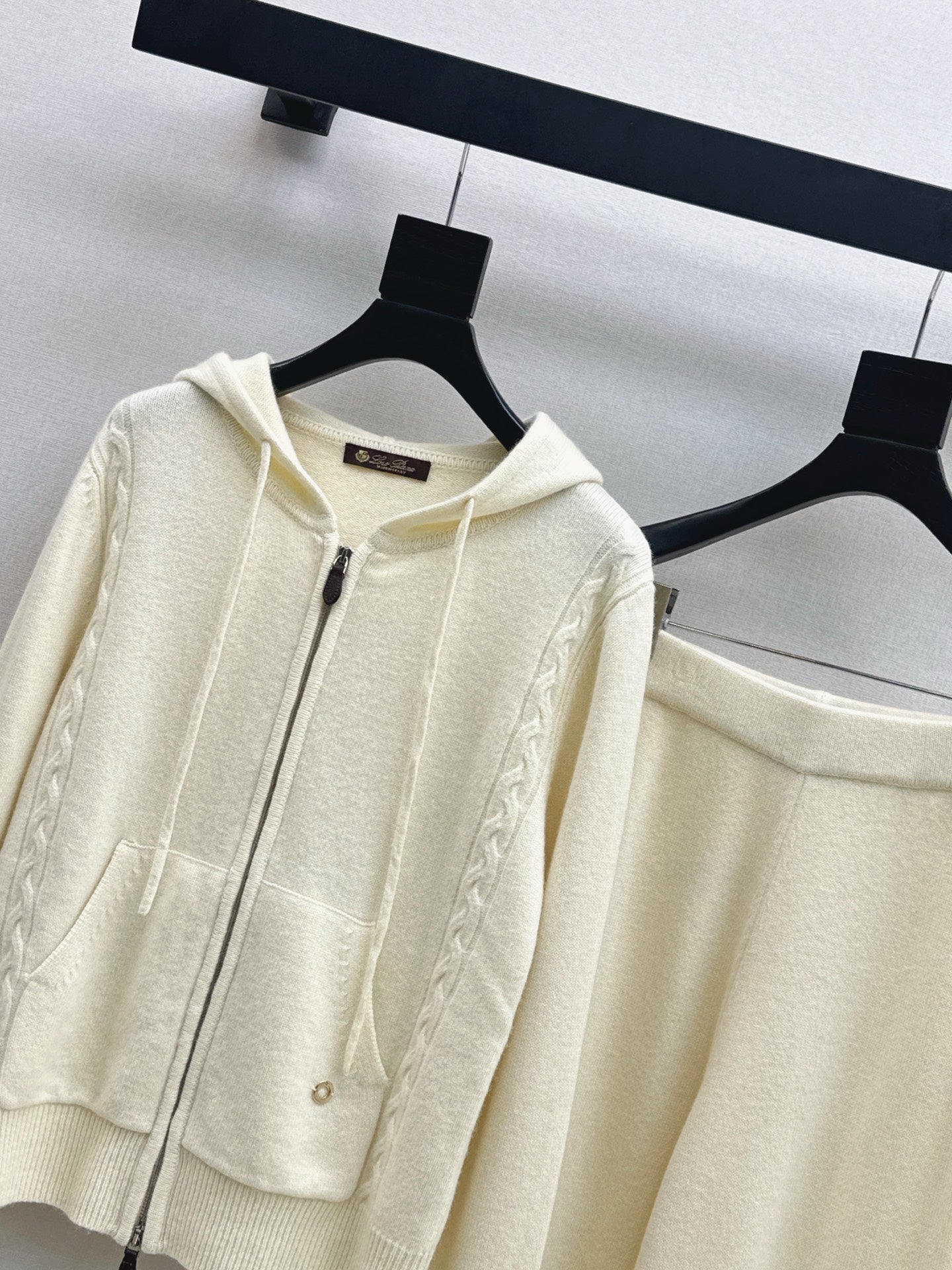 Loro NEW cashmere suit