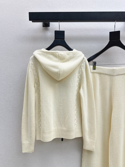 Loro NEW cashmere suit