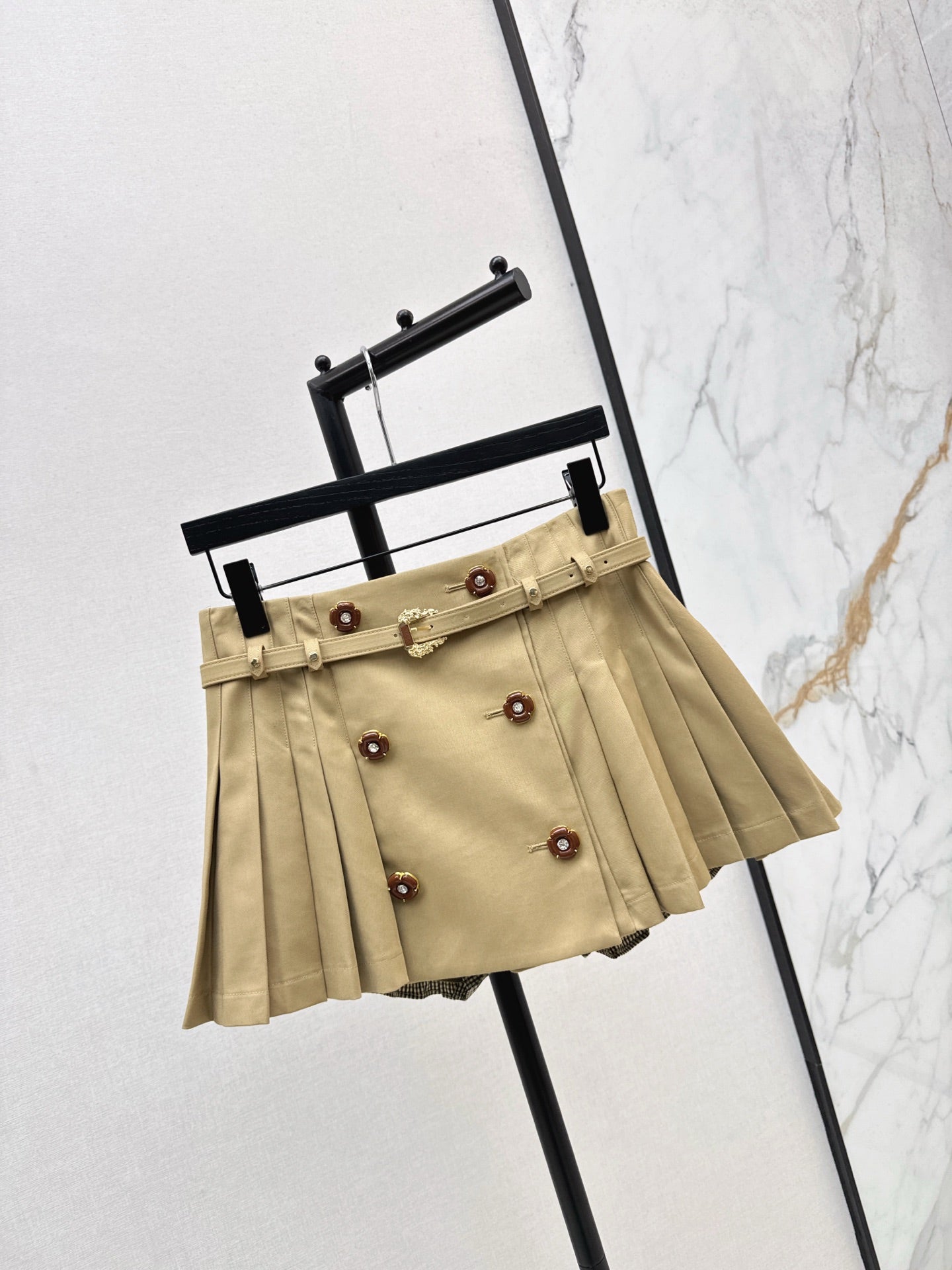 Va1en NEW Pleated skirtr