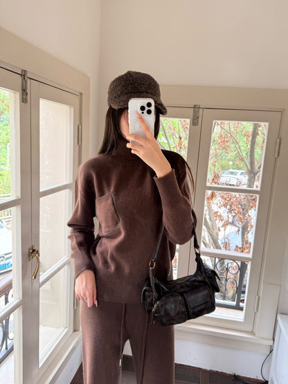 Burne NEW knitted suit