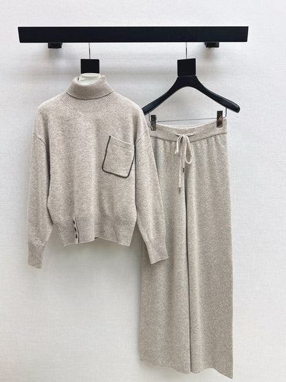 Burne NEW knitted suit