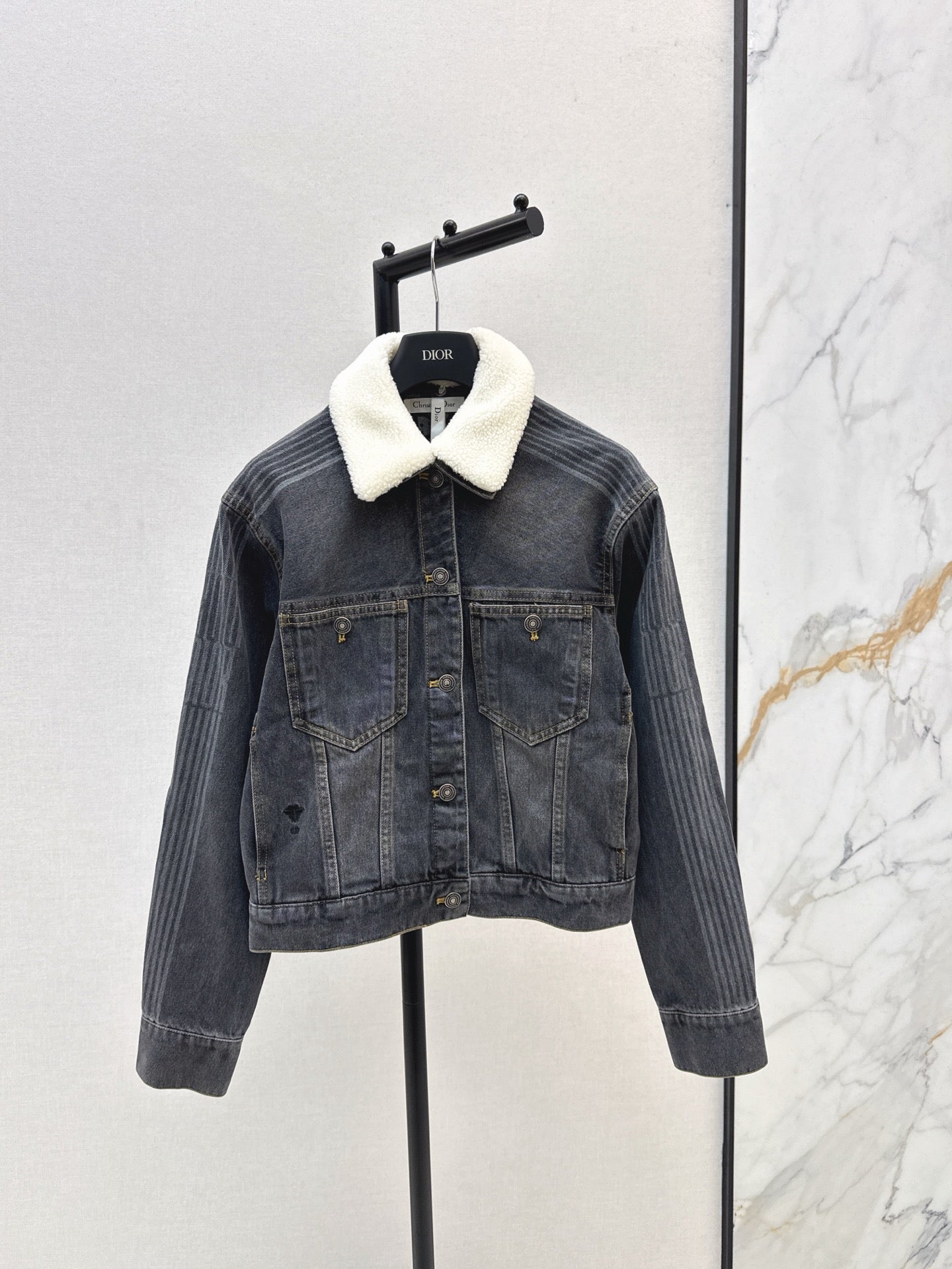 CD NEW lapel denim jacket