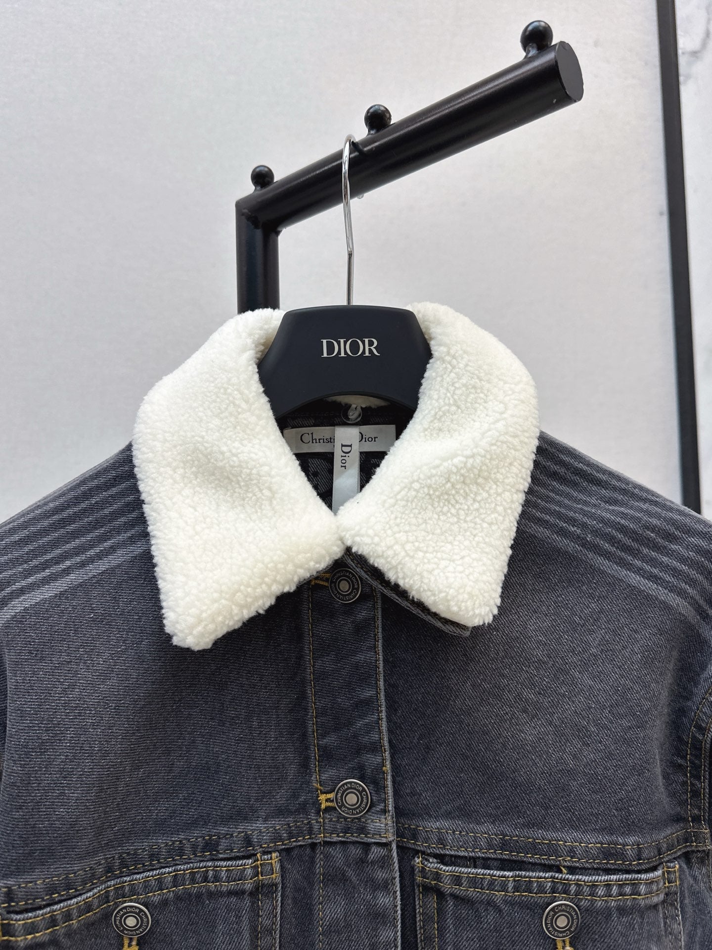 CD NEW lapel denim jacket