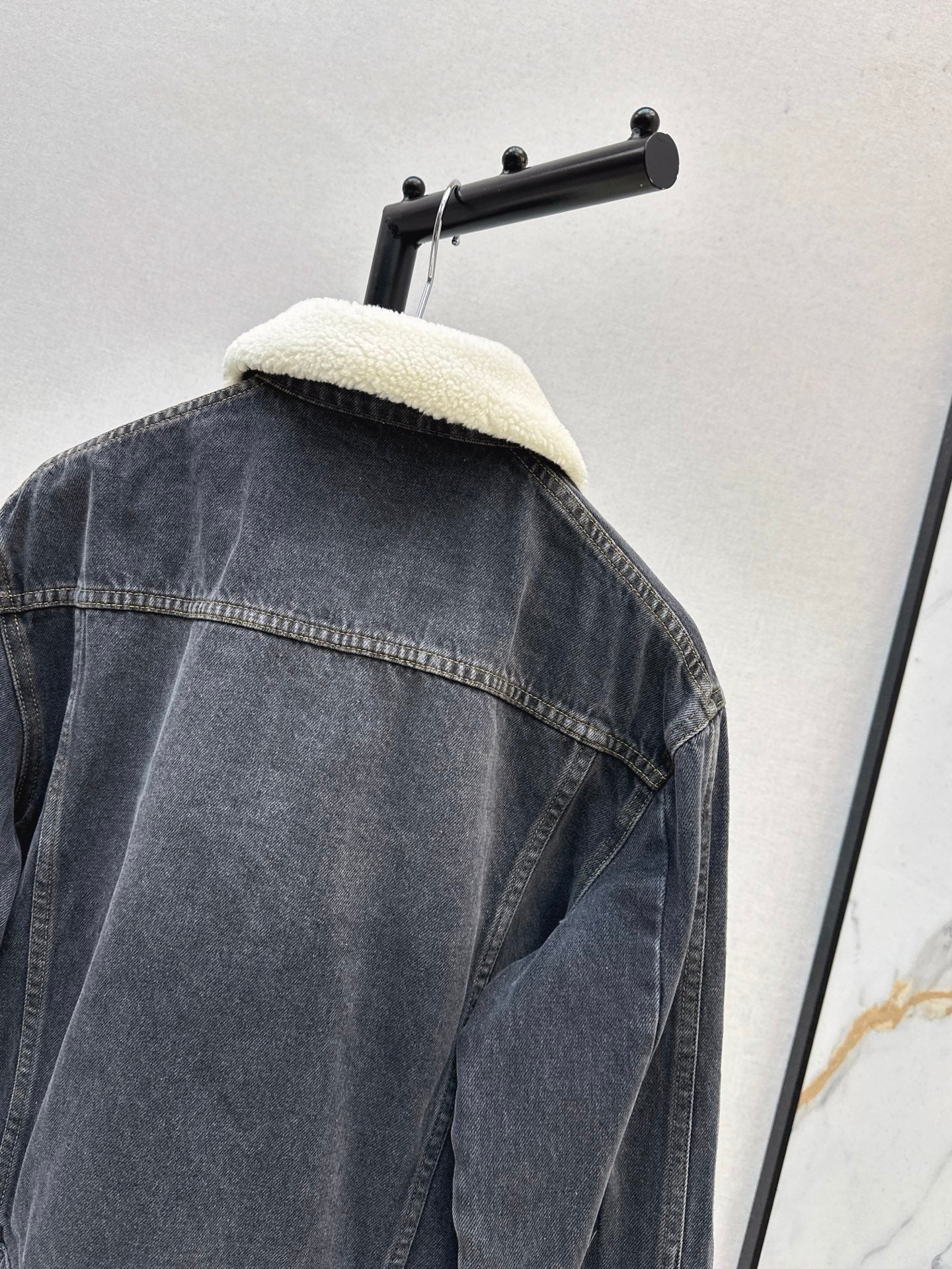 CD NEW lapel denim jacket