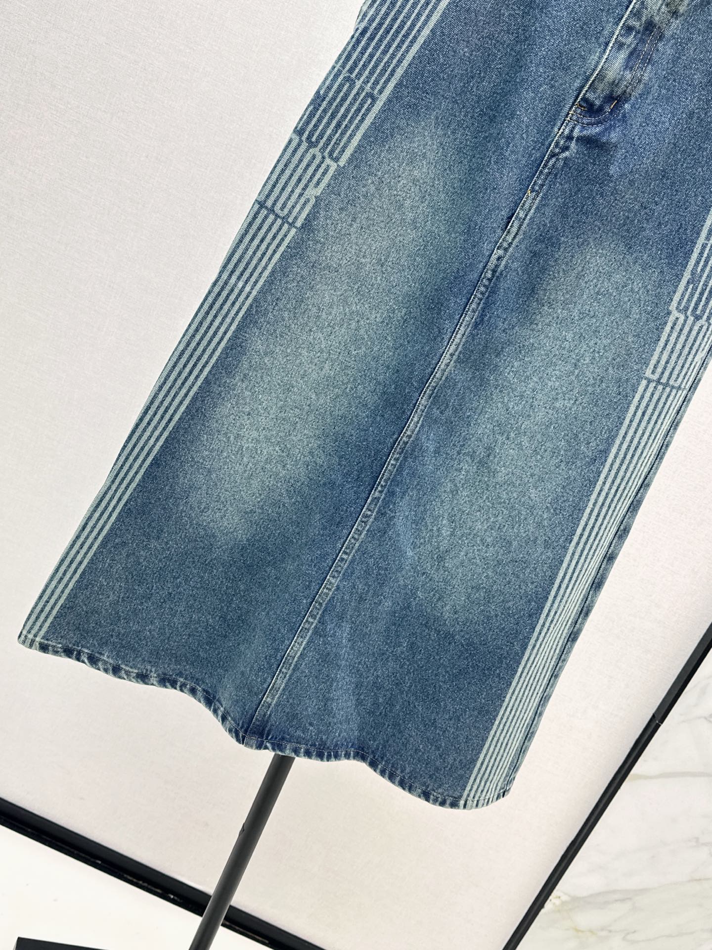 CD NEW denim skirt