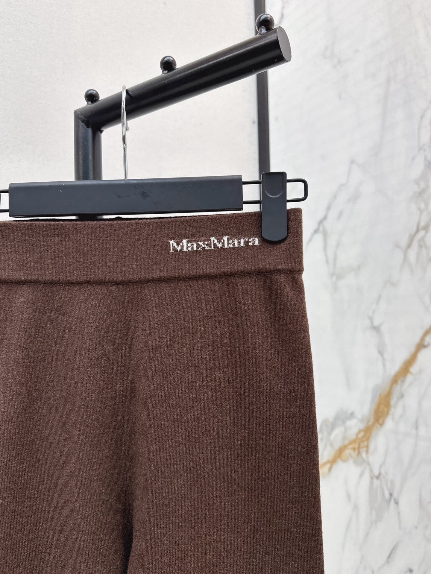 Max NEW Knitted leggings