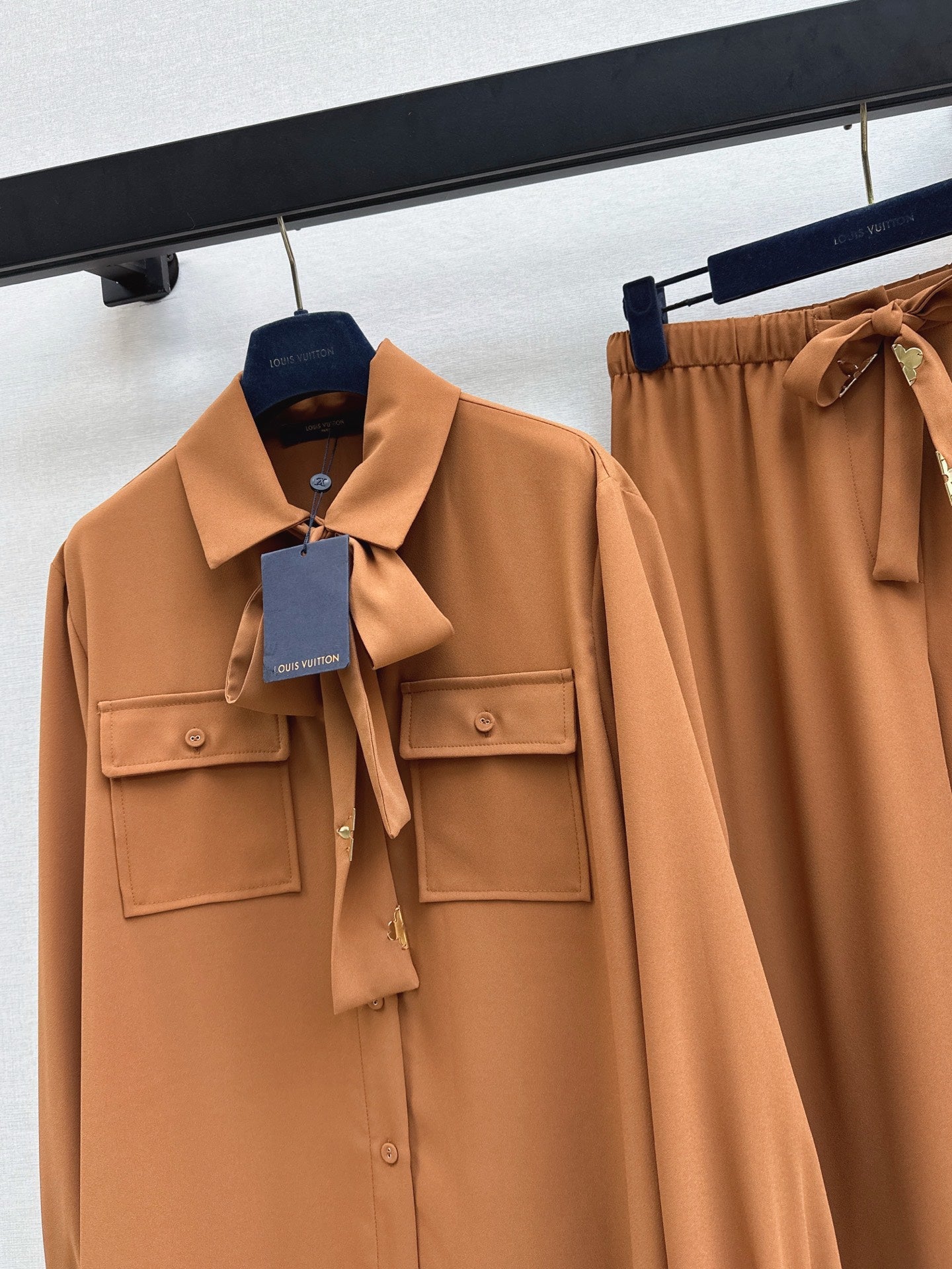 Louis NEW Temperament suit