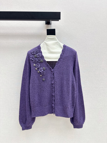 Chan NEW V-neck cardigan