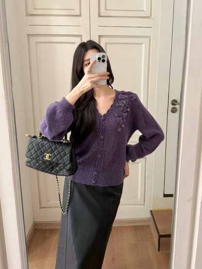 Chan NEW V-neck cardigan