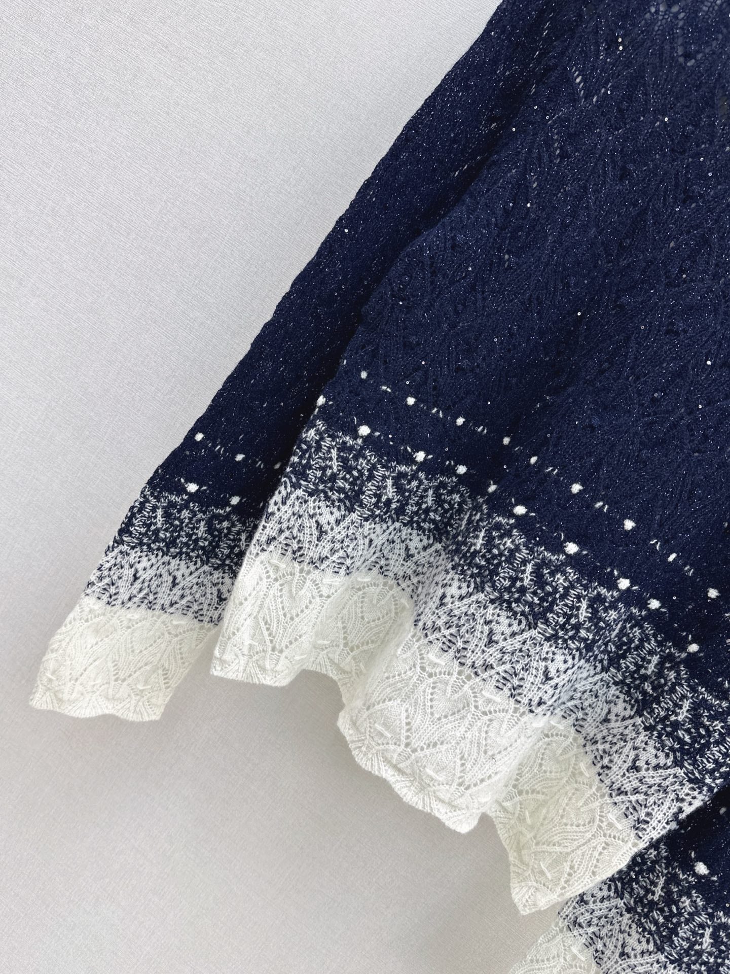 Chan NEW Crew neck sweater