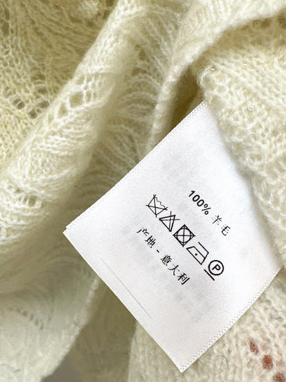 Chan NEW V-neck sweater